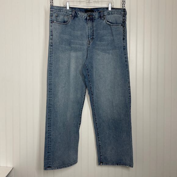 Sean John Men’s Blue Light Wash Straight Legs Jeans Size 40x32 - Picture 1 of 5